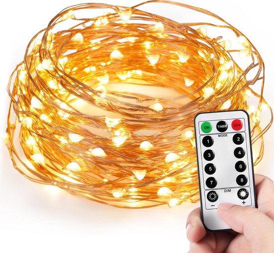 GIFTMAS Lichtsnoer - Warm Wit - Inclusief Batterijen - Koperen lichtslinger - 10 meter - 100 LED's - Kerstverlichting buiten - Kerstversiering - Sfeerlichtjes - Decoratie - Tuinverlichting - Buitenverlichting - Binnen & Buiten