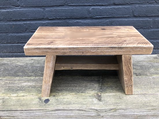 Voetenbankje / Krukje voor kids  40 x 19,5 x 23 cm Steigerhout