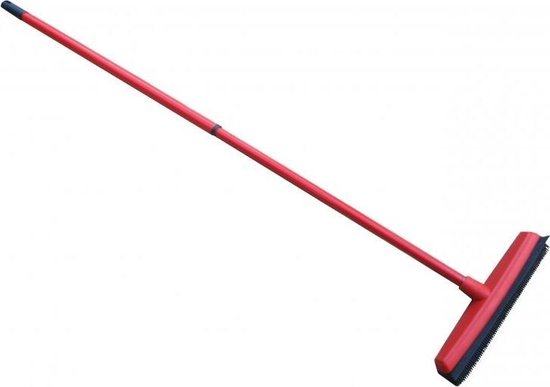 Rubber bezem/trekker inclusief telescoopsteel 135 cm rood - Schoonmaakartikelen / Rubberen bezems